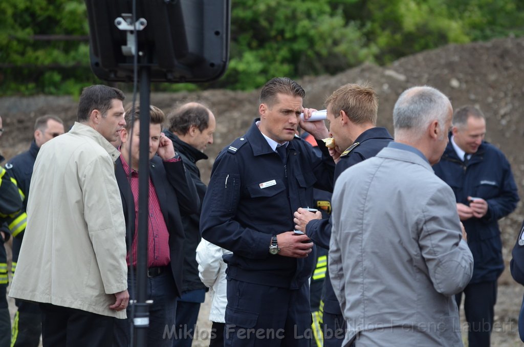 Erster Spatenstich Neues Feuerwehrzentrum Koeln Kalk Gummersbacherstr P142.JPG - Miklos Laubert